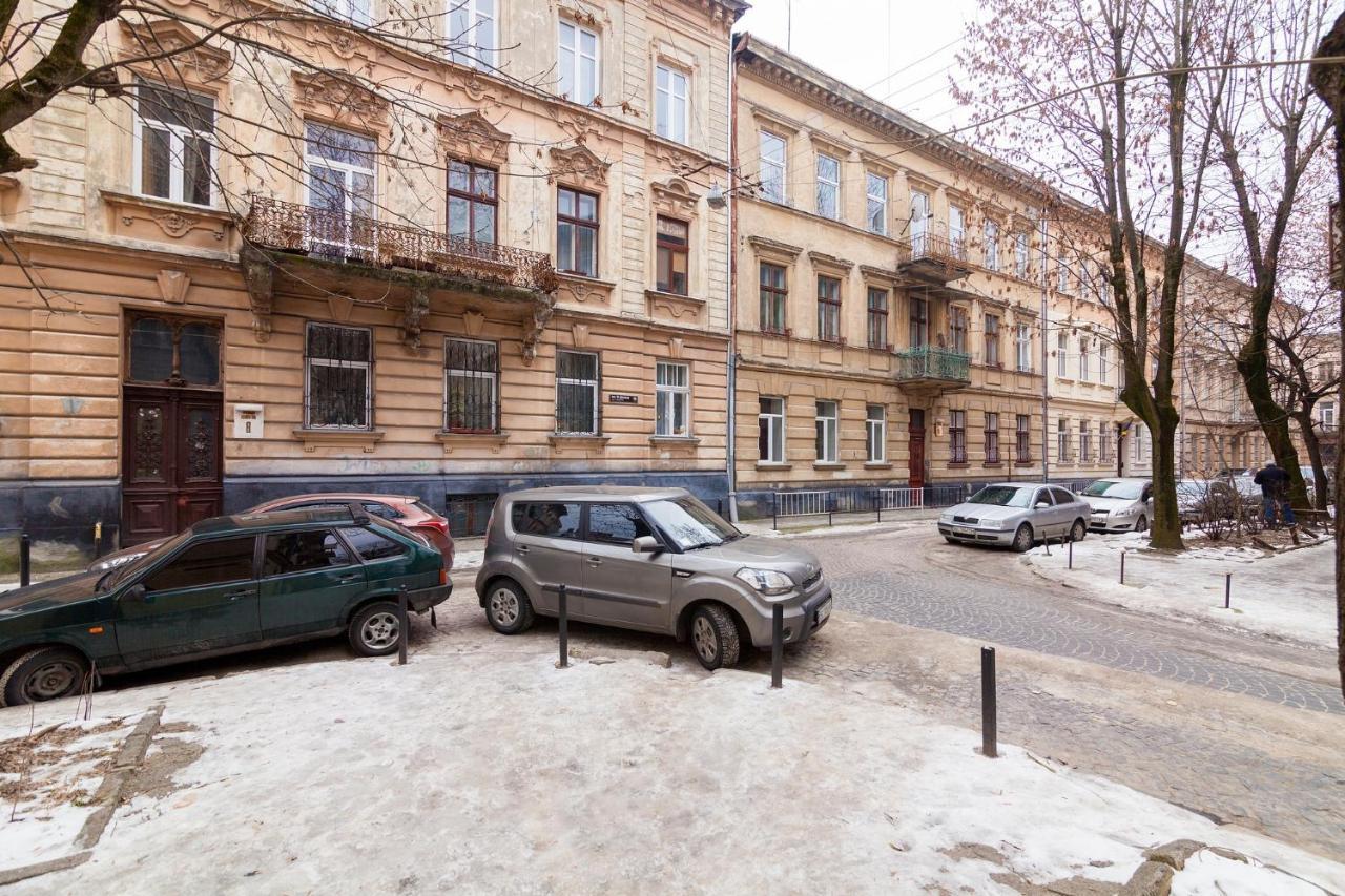 Chopin Apartment In The Center Of Львів Екстер'єр фото